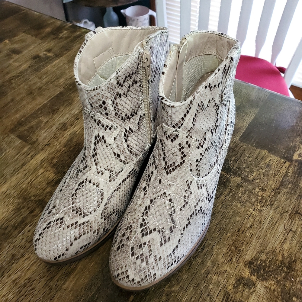 Women's Snake Print Ankle Boots